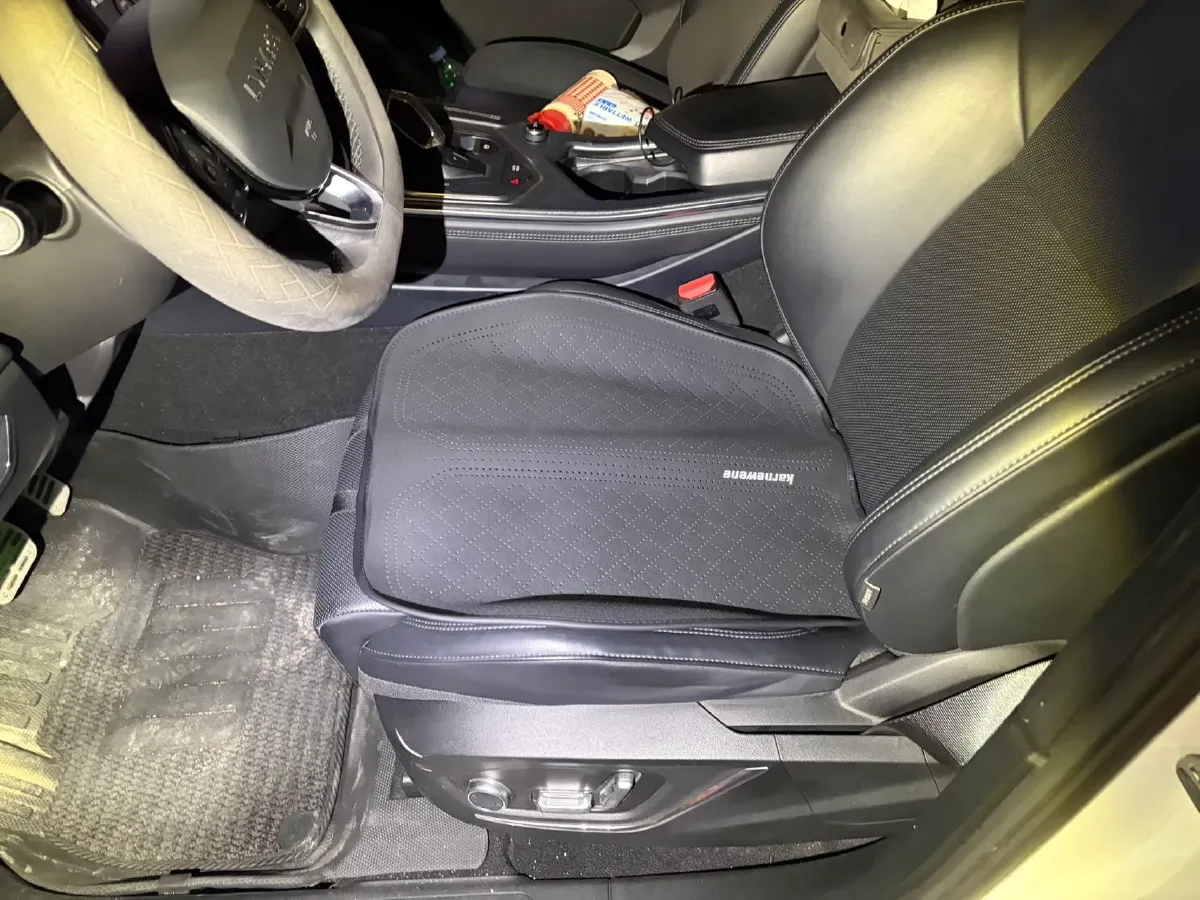 2021 LYNK&CO 01 2.0T 218HP L4 8AT,autocango,china used car exporter,china ev exporter,chinese used car exporter,chinese used ev exporter