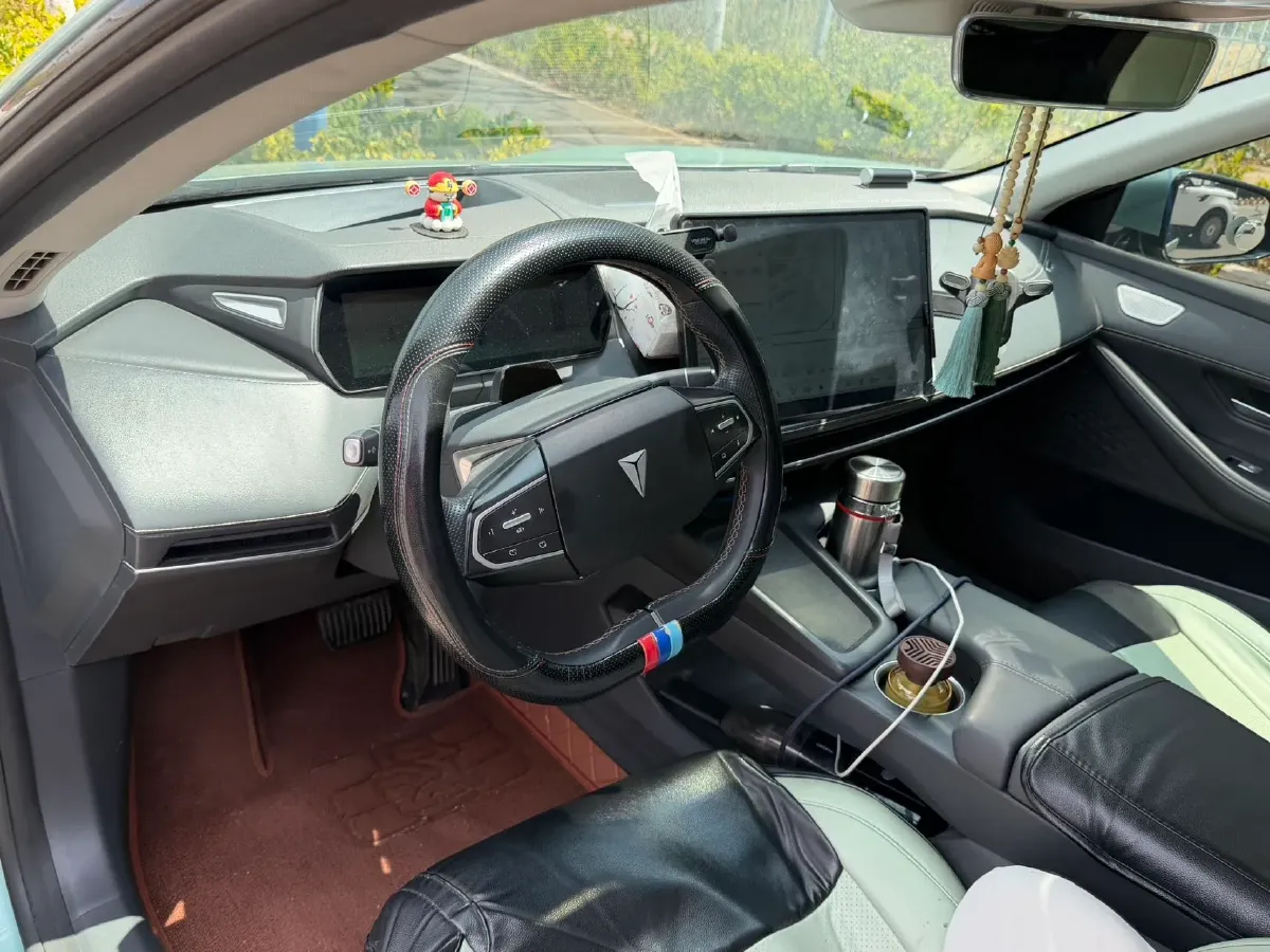 2022 DongFeng Forthing LingZhi EV BEV 68.4KWH,autocango,china used car exporter,china ev exporter,chinese used car exporter,chinese used ev exporter