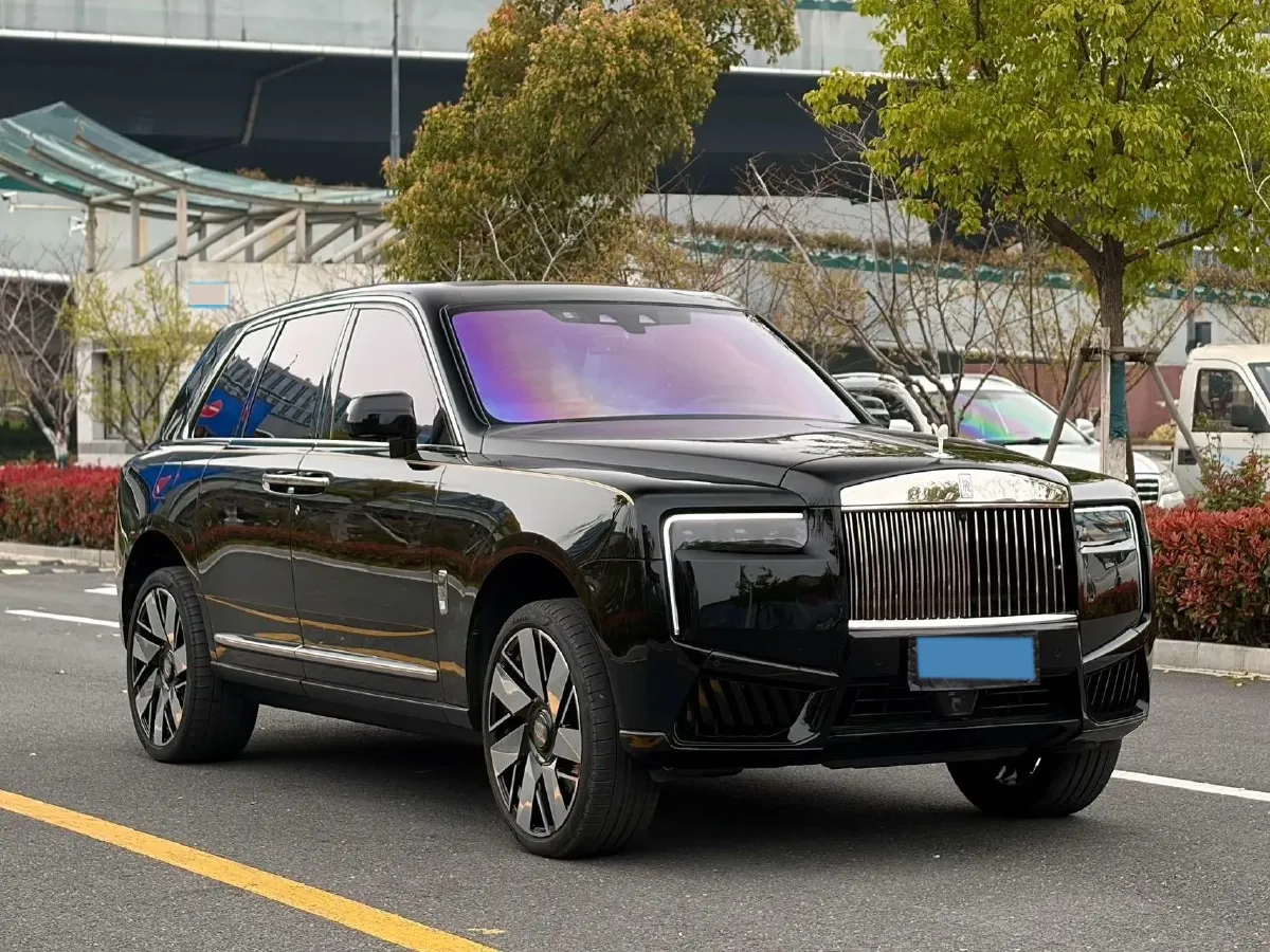 2018 Rolls-Royce Cullinan 6.7T 571HP V12 8AT,autocango,china used car exporter,china ev exporter,chinese used car exporter,chinese used ev exporter