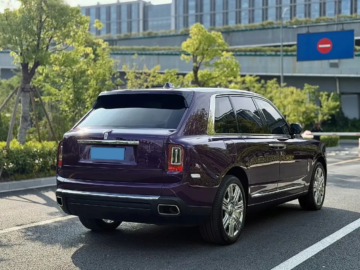 2018 Rolls-Royce Cullinan 6.7T 571HP V12 8AT,autocango,china used car exporter,china ev exporter,chinese used car exporter,chinese used ev exporter