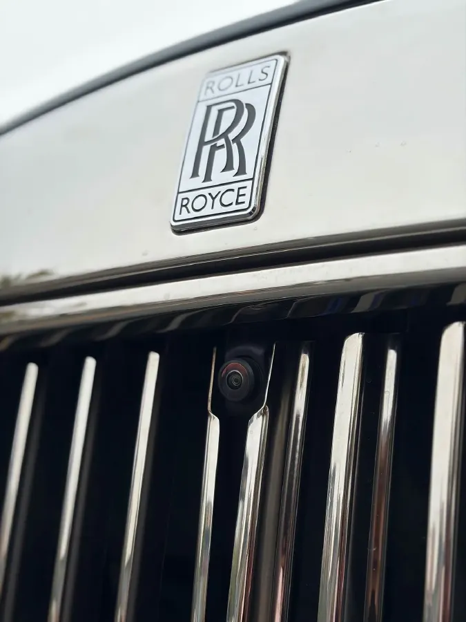 2018 Rolls-Royce Cullinan 6.7T 571HP V12 8AT,autocango,china used car exporter,china ev exporter,chinese used car exporter,chinese used ev exporter