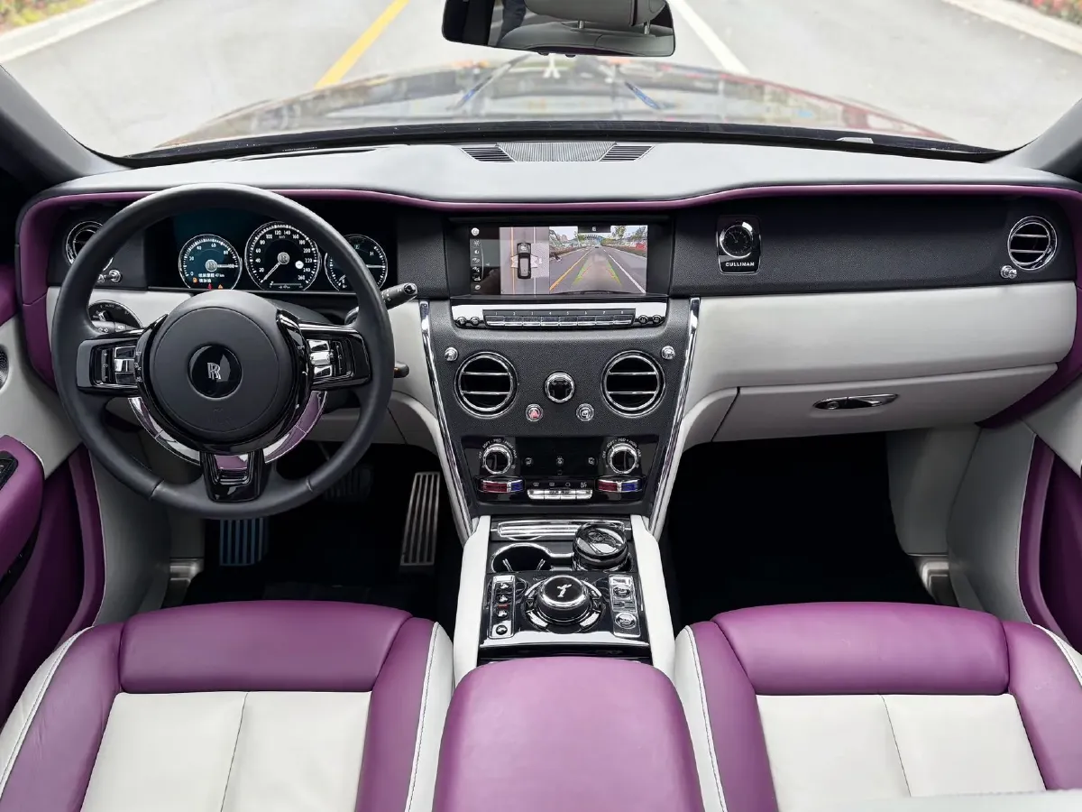 2018 Rolls-Royce Cullinan 6.7T 571HP V12 8AT,autocango,china used car exporter,china ev exporter,chinese used car exporter,chinese used ev exporter