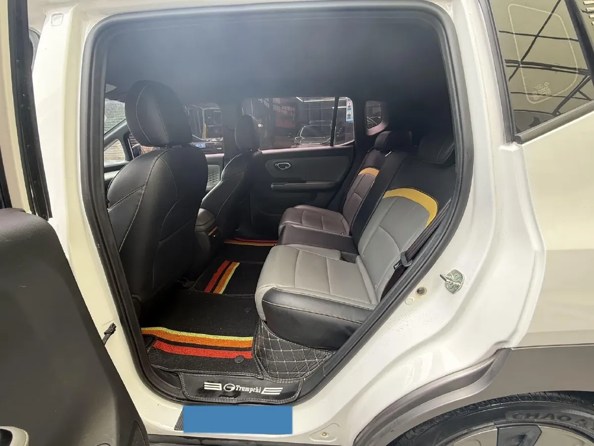 2022 Geely Okavango 1.8T 184HP L4 7DCT,autocango,china used car exporter,china ev exporter,chinese used car exporter,chinese used ev exporter