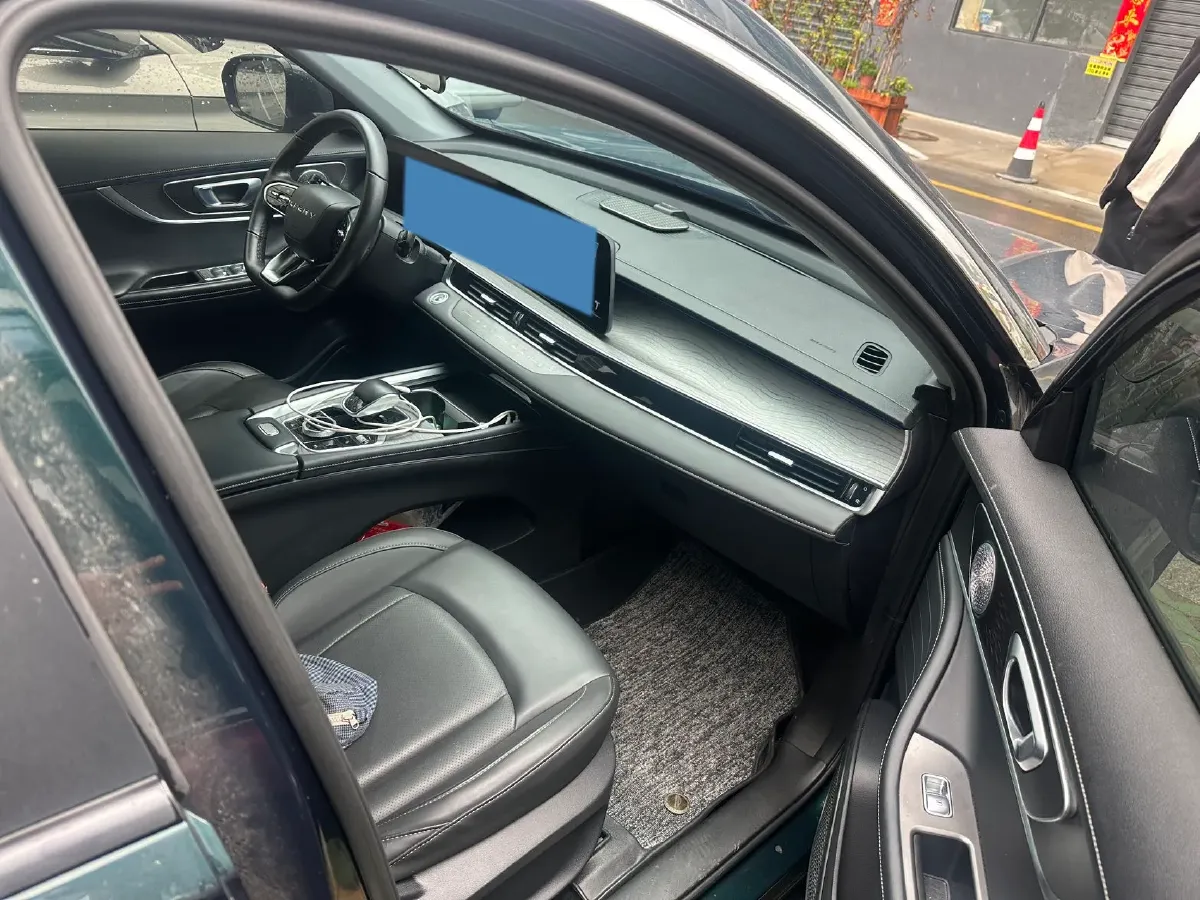 2022 Chery Tiggo 8 PRO 2.0T 254HP L4 7DCT,autocango,china used car exporter,china ev exporter,chinese used car exporter,chinese used ev exporter