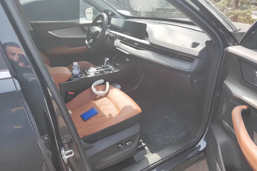 2022 ChangAn CS75 Plus 2.0T 233HP L4 8AT,autocango,china used car exporter,china ev exporter,chinese used car exporter,chinese used ev exporter