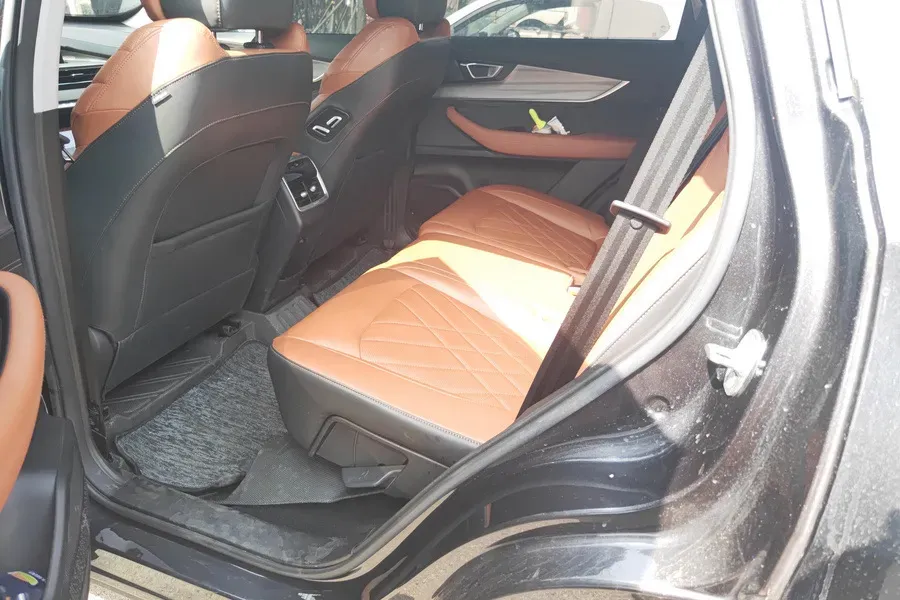 2022 ChangAn CS75 Plus 2.0T 233HP L4 8AT,autocango,china used car exporter,china ev exporter,chinese used car exporter,chinese used ev exporter