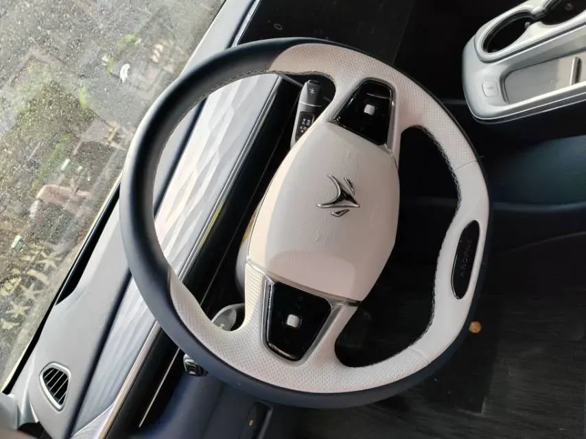 2025 MAXUS G10 2.0T 261HP L4 8AT,autocango,china used car exporter,china ev exporter,chinese used car exporter,chinese used ev exporter