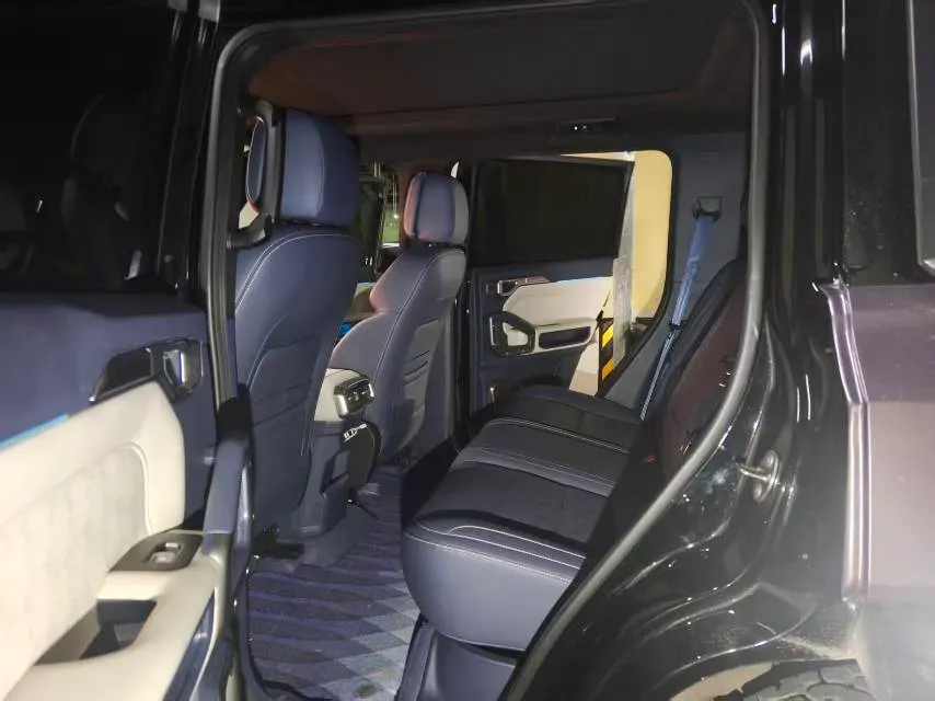 2024 Jetour ShanHai TravellerC-DM 1.5T 156HP L4 3DHT PHEV 43.24KWH,autocango,china used car exporter,china ev exporter,chinese used car exporter,chinese used ev exporter