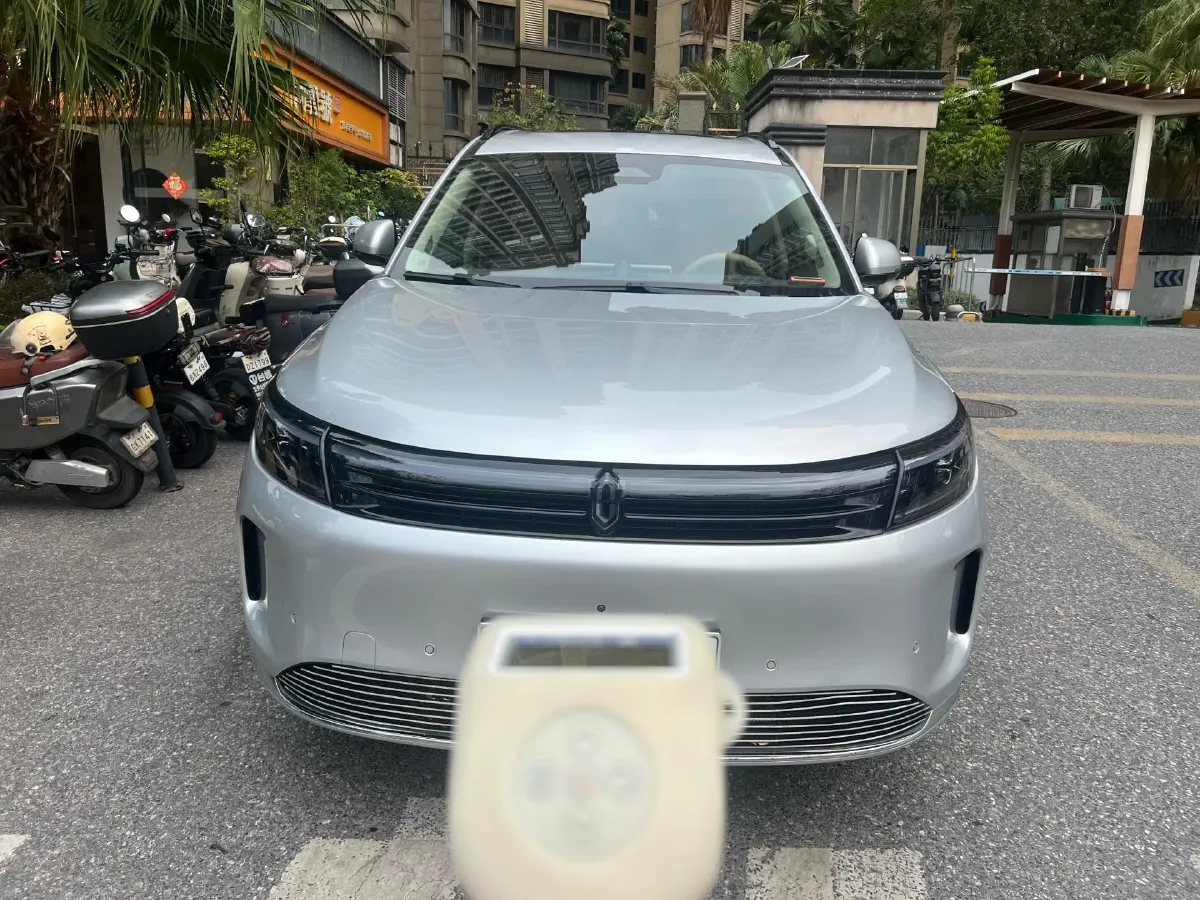 2024 AITO AITO M7 1.5T 152HP L4 REEV 40KWH,autocango,china used car exporter,china ev exporter,chinese used car exporter,chinese used ev exporter