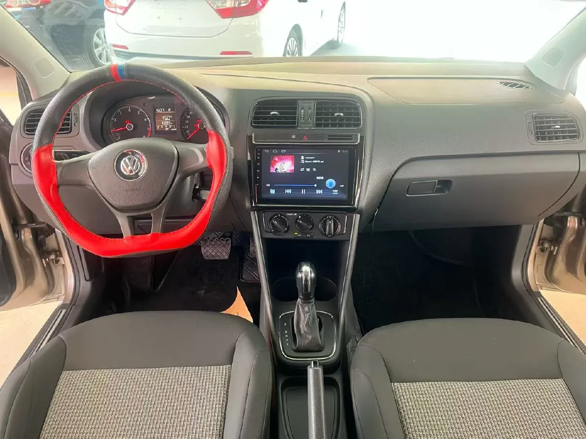 2016 Volkswagen Polo 1.4L 90HP L4 6AT,autocango,china used car exporter,china ev exporter,chinese used car exporter,chinese used ev exporter