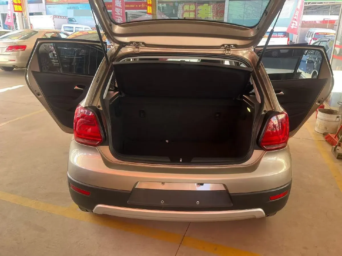 2016 Volkswagen Polo 1.4L 90HP L4 6AT,autocango,china used car exporter,china ev exporter,chinese used car exporter,chinese used ev exporter