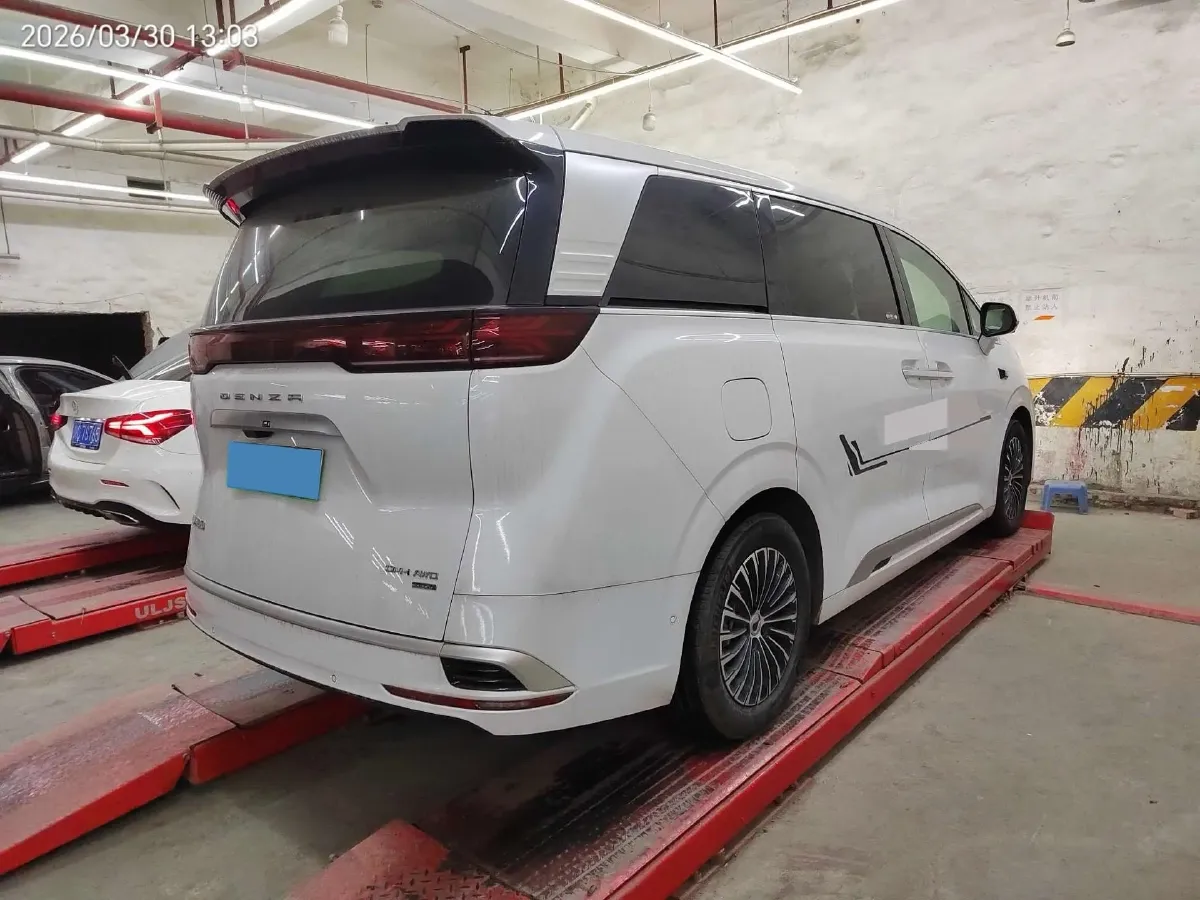 2025 Denza D9 1.5T 156HP L4 E-CVT PHEV 40KWH,autocango,china used car exporter,china ev exporter,chinese used car exporter,chinese used ev exporter