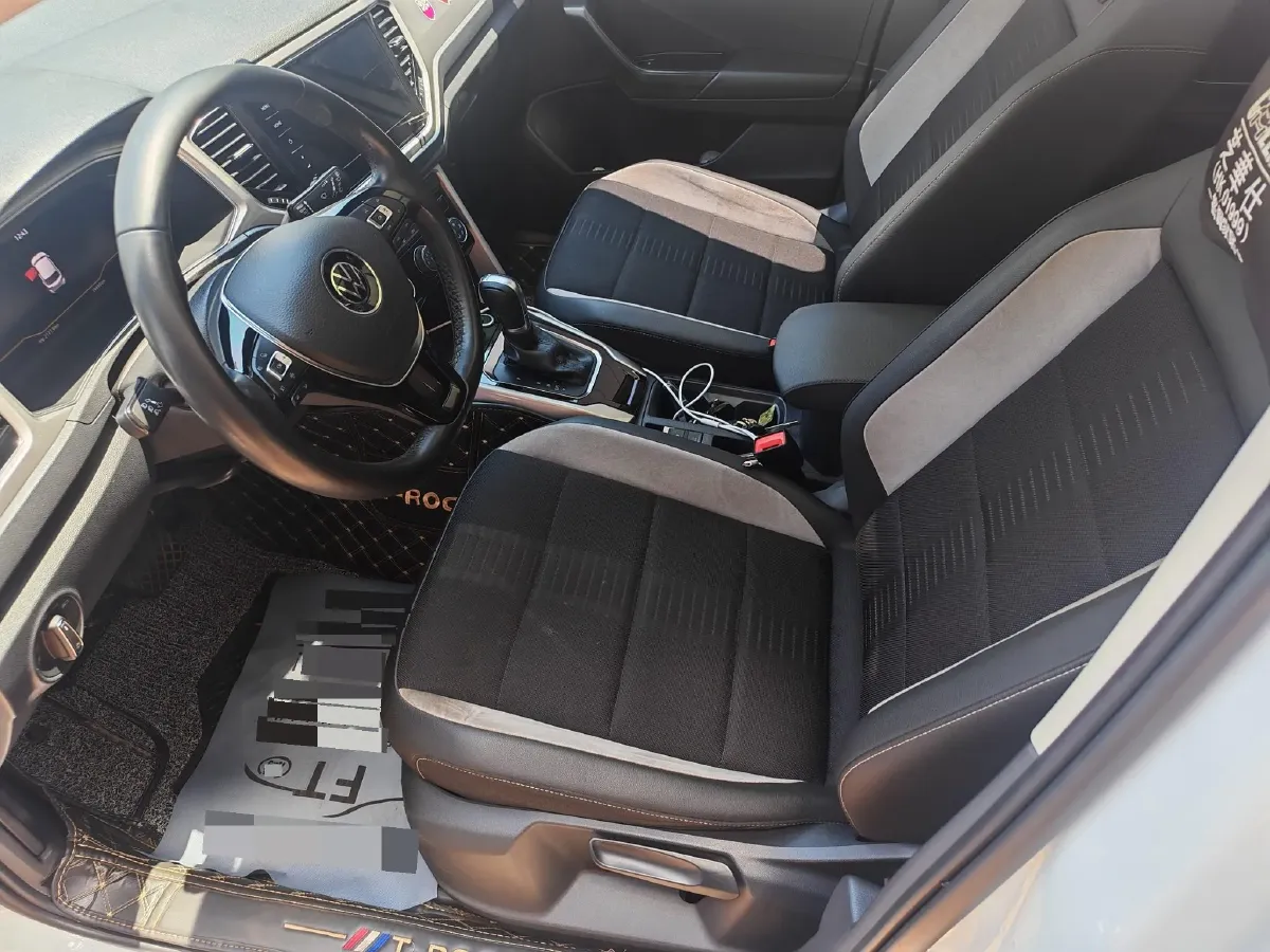 2022 Volkswagen T-Roc 1.4T 150HP L4 7DCT,autocango,china used car exporter,china ev exporter,chinese used car exporter,chinese used ev exporter