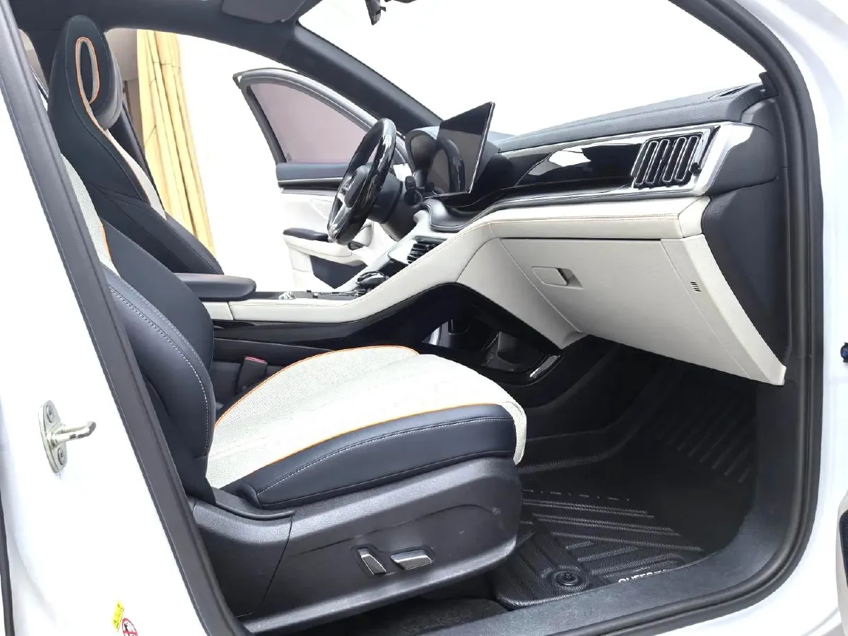 2022 Ruichi Auto EC35 BEV 82HP BEV 36.288KWH,autocango,china used car exporter,china ev exporter,chinese used car exporter,chinese used ev exporter