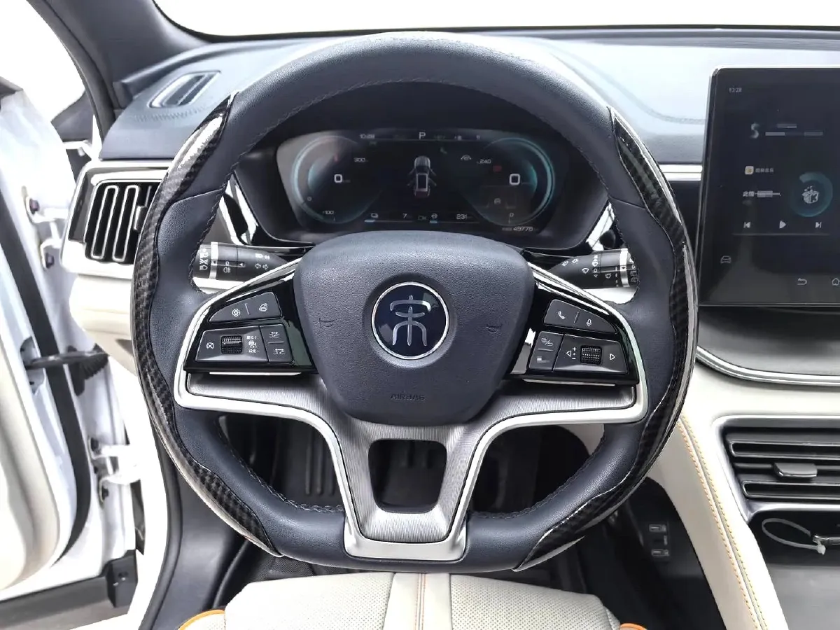 2022 Ruichi Auto EC35 BEV 82HP BEV 36.288KWH,autocango,china used car exporter,china ev exporter,chinese used car exporter,chinese used ev exporter