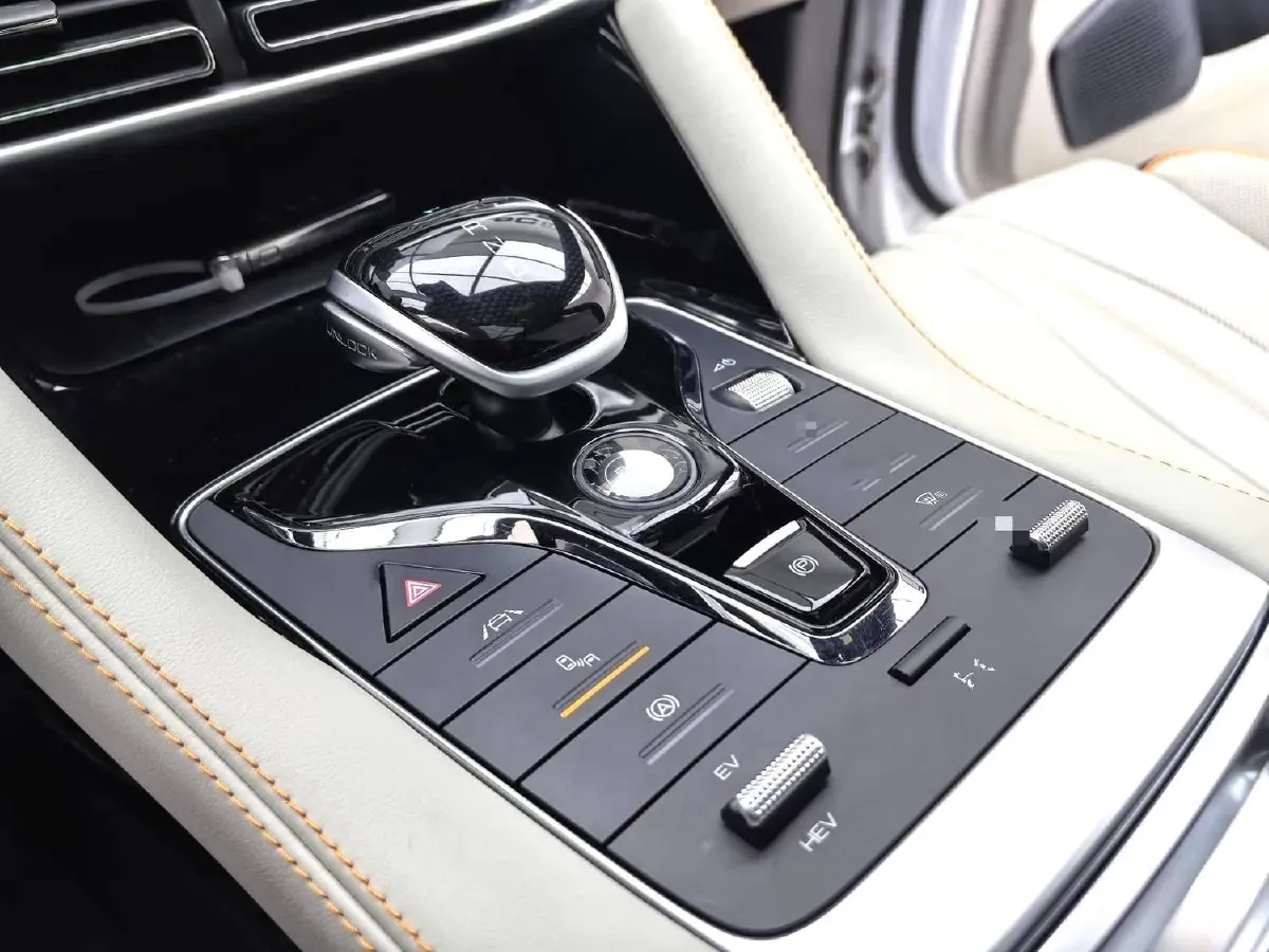 2022 Ruichi Auto EC35 BEV 82HP BEV 36.288KWH,autocango,china used car exporter,china ev exporter,chinese used car exporter,chinese used ev exporter