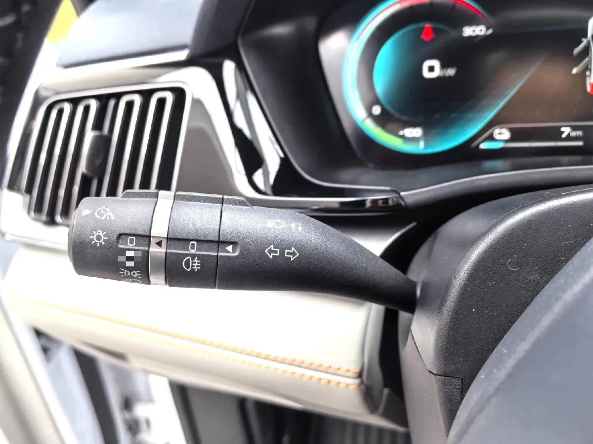 2022 Ruichi Auto EC35 BEV 82HP BEV 36.288KWH,autocango,china used car exporter,china ev exporter,chinese used car exporter,chinese used ev exporter