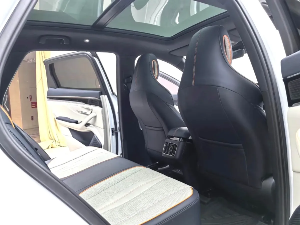 2022 Ruichi Auto EC35 BEV 82HP BEV 36.288KWH,autocango,china used car exporter,china ev exporter,chinese used car exporter,chinese used ev exporter