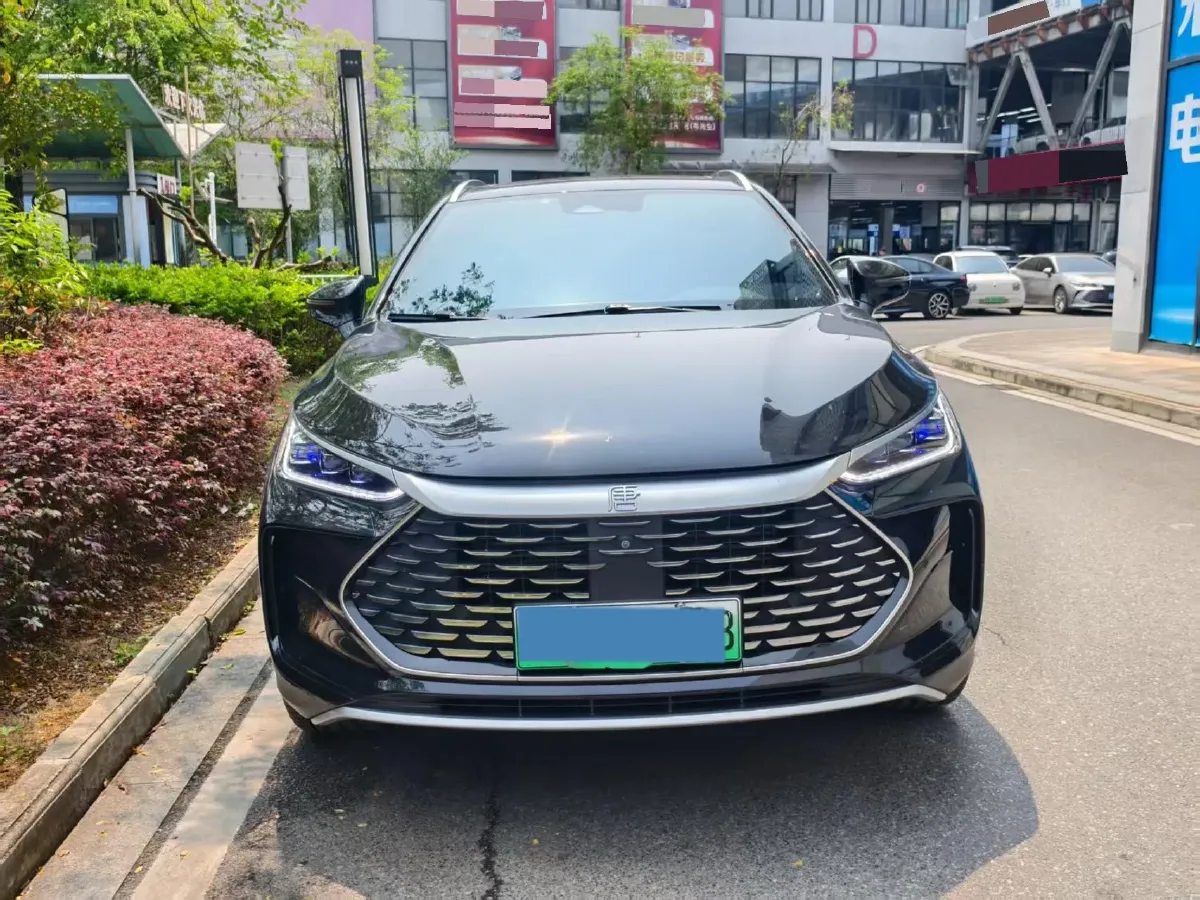 2022 Jeep Grand Commander 2.0T 265HP L4 9AT,autocango,china used car exporter,china ev exporter,chinese used car exporter,chinese used ev exporter