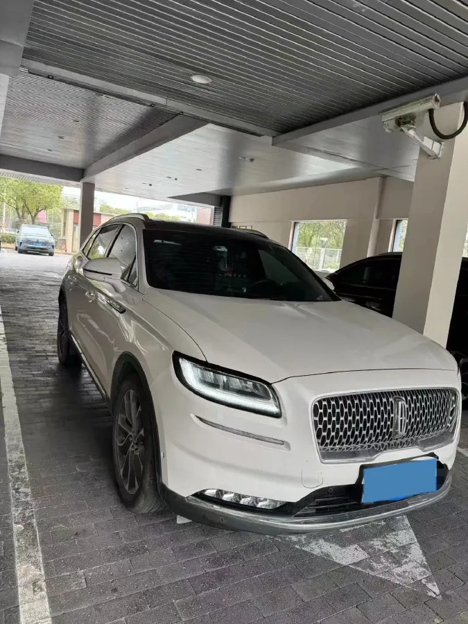 2021 Lincoln Nautilus 2.0T 245HP L4 8AT,autocango,china used car exporter,china ev exporter,chinese used car exporter,chinese used ev exporter