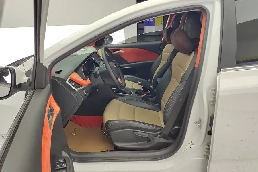 2020 Chevrolet Monza 1.5L 113HP L4 6AT,autocango,china used car exporter,china ev exporter,chinese used car exporter,chinese used ev exporter