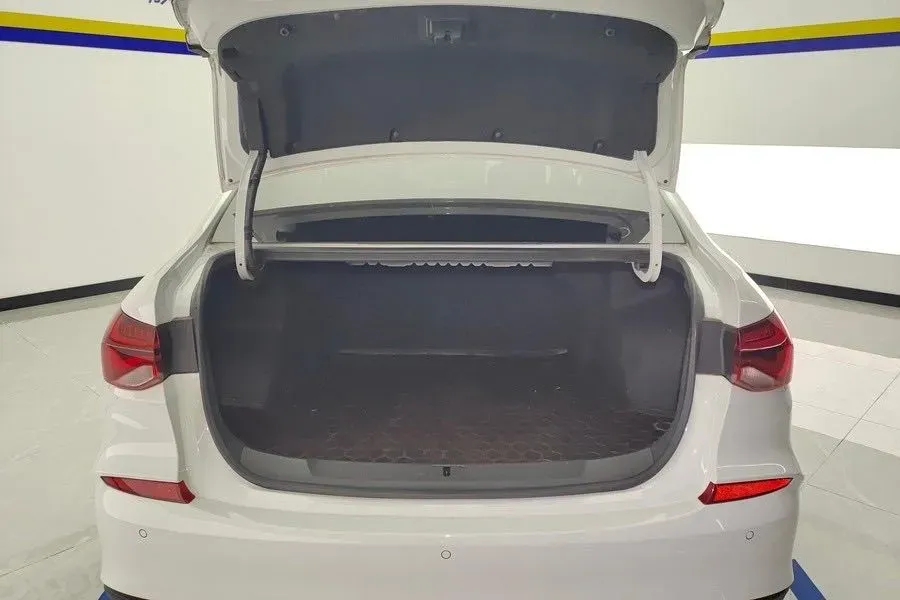 2020 Chevrolet Monza 1.5L 113HP L4 6AT,autocango,china used car exporter,china ev exporter,chinese used car exporter,chinese used ev exporter