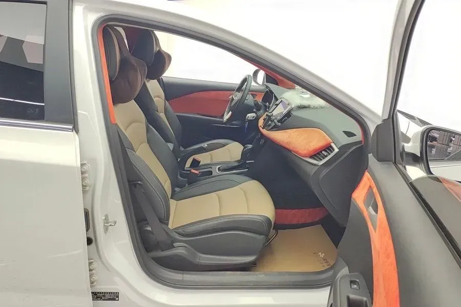 2020 Chevrolet Monza 1.5L 113HP L4 6AT,autocango,china used car exporter,china ev exporter,chinese used car exporter,chinese used ev exporter