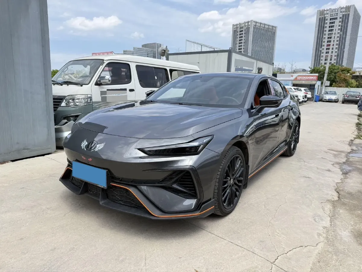 2025 ChangAn UNI-V 1.5T 192HP L4 7DCT,autocango,china used car exporter,china ev exporter,chinese used car exporter,chinese used ev exporter
