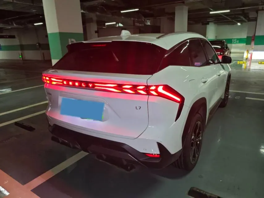 2024 Geely Galaxy L7 1.5T 163HP L4 3DHT PHEV 18.7KWH,autocango,china used car exporter,china ev exporter,chinese used car exporter,chinese used ev exporter