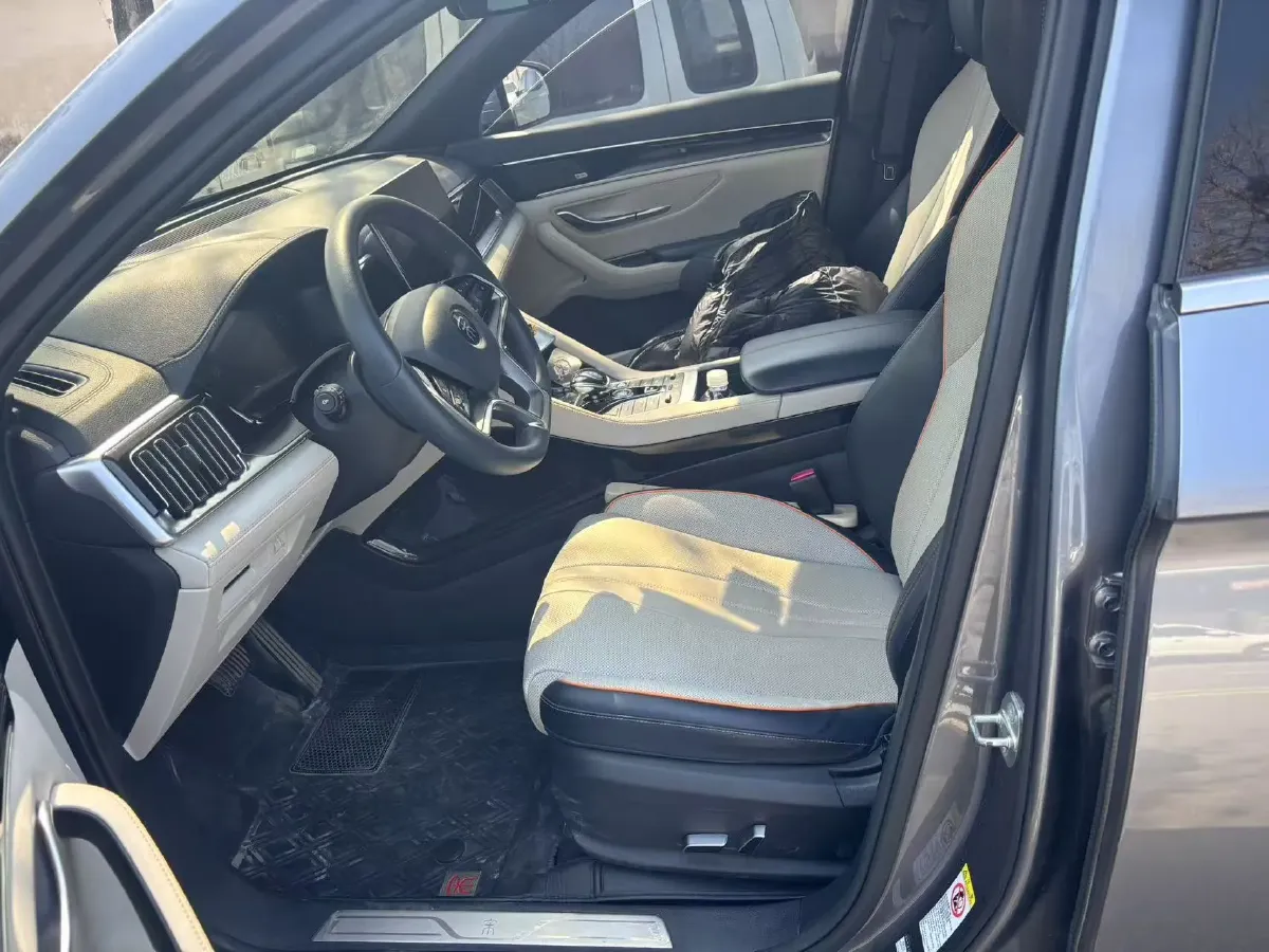 2022 Hyundai Tucson 2.0L 150HP L4 6AT Hybrid,autocango,china used car exporter,china ev exporter,chinese used car exporter,chinese used ev exporter