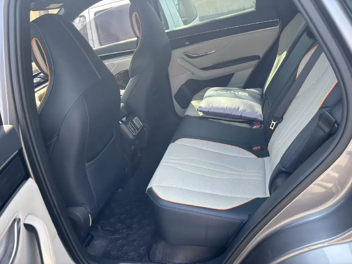 2022 Hyundai Tucson 2.0L 150HP L4 6AT Hybrid,autocango,china used car exporter,china ev exporter,chinese used car exporter,chinese used ev exporter