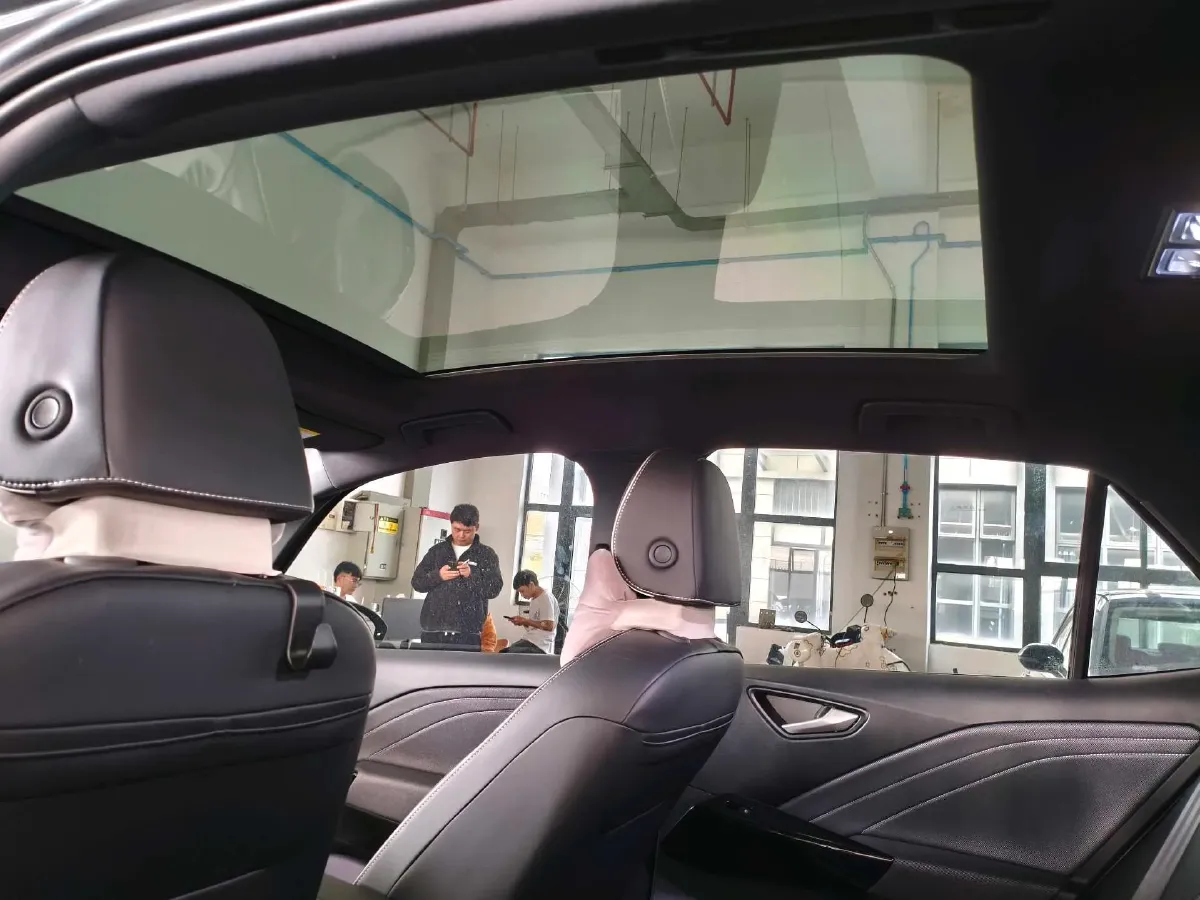 2024 Volkswagen ID.3 BEV 52.8KWH,autocango,china used car exporter,china ev exporter,chinese used car exporter,chinese used ev exporter