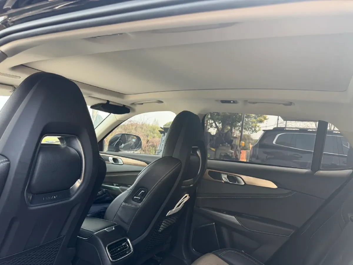 2019 LYNK&CO 01 2.0T 190HP L4 6AT,autocango,china used car exporter,china ev exporter,chinese used car exporter,chinese used ev exporter