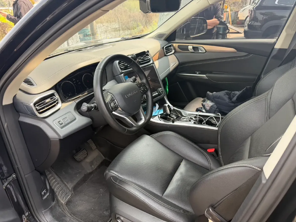 2019 LYNK&CO 01 2.0T 190HP L4 6AT,autocango,china used car exporter,china ev exporter,chinese used car exporter,chinese used ev exporter