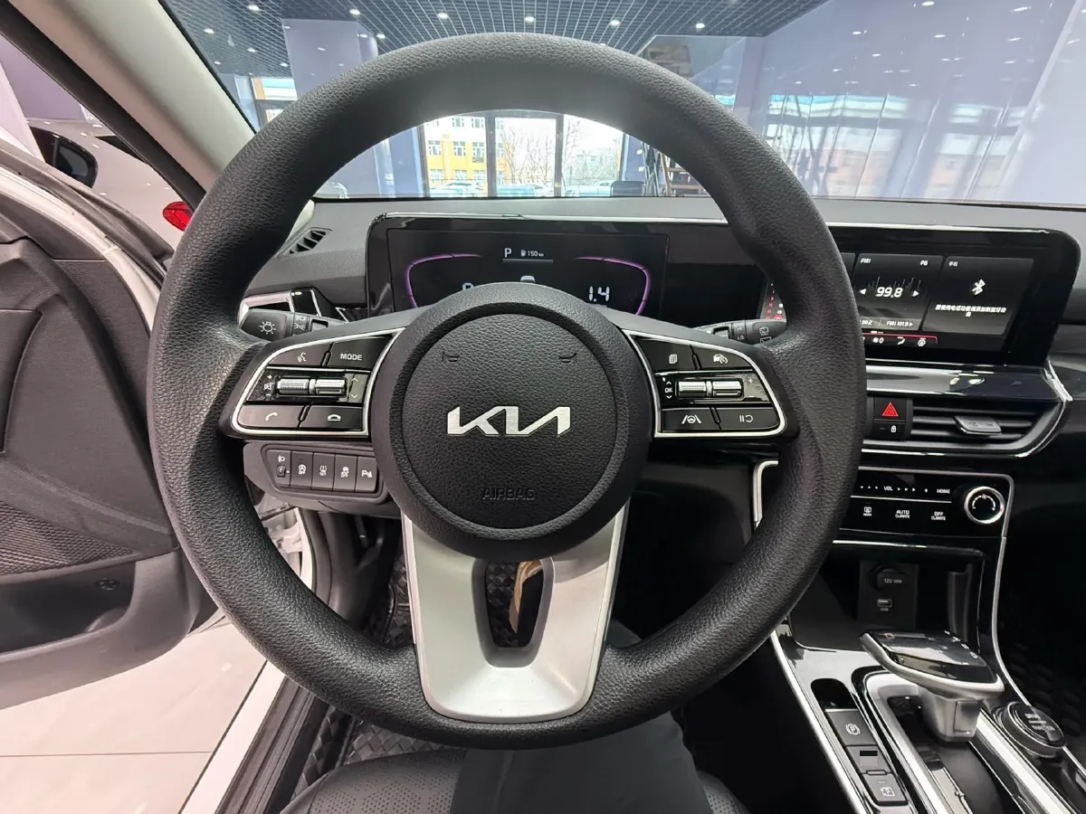 2023 Kia Seltos 1.5L 115HP L4 CVT,autocango,china used car exporter,china ev exporter,chinese used car exporter,chinese used ev exporter