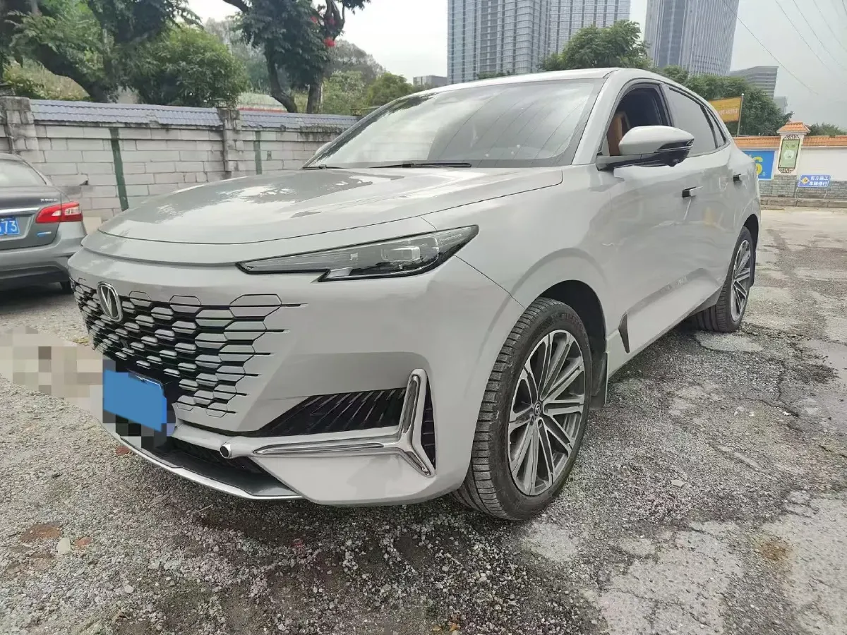 2021 ChangAn UNI-K 2.0T 233HP L4 8AT,autocango,china used car exporter,china ev exporter,chinese used car exporter,chinese used ev exporter