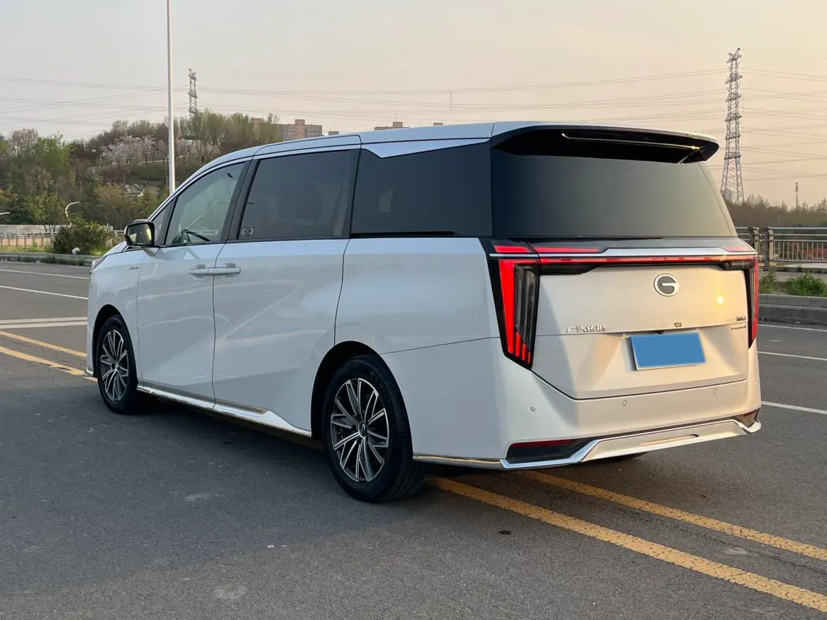 2024 GAC Trumpchi M8 2.0T 190HP L4 2DHT Hybrid,autocango,china used car exporter,china ev exporter,chinese used car exporter,chinese used ev exporter