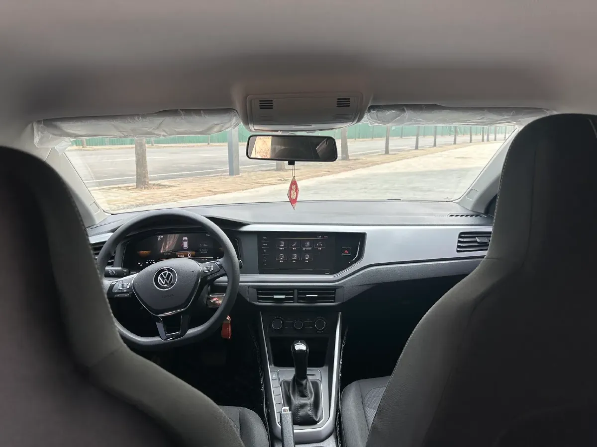 2023 Volkswagen Polo 1.5L 110HP L4 6AT,autocango,china used car exporter,china ev exporter,chinese used car exporter,chinese used ev exporter