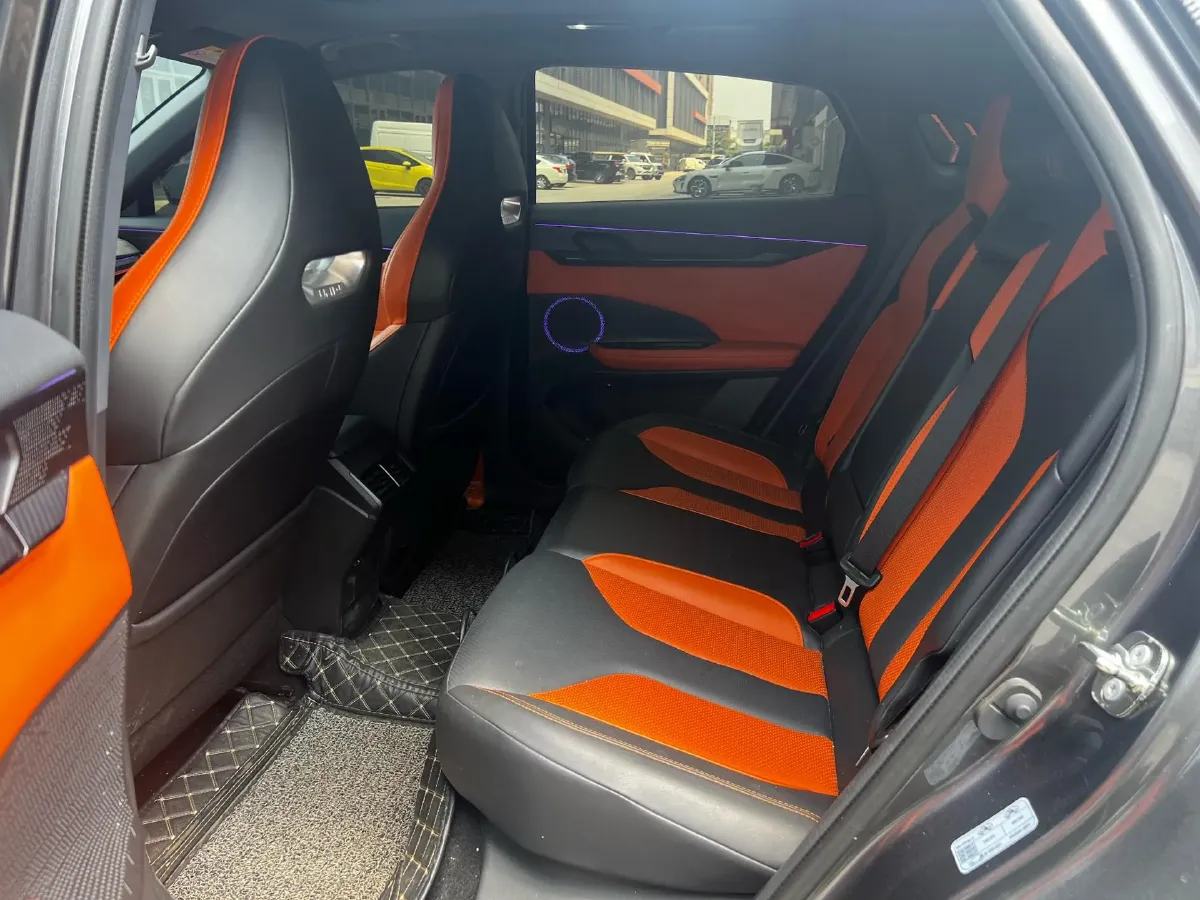 2023 ChangAn UNI-V 1.5T 188HP L4 7DCT,autocango,china used car exporter,china ev exporter,chinese used car exporter,chinese used ev exporter