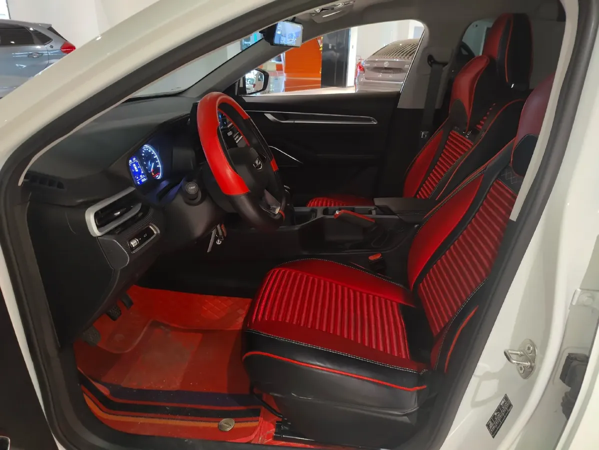 2022 Geely Emgrand 1.5L 114HP L4 5MT,autocango,china used car exporter,china ev exporter,chinese used car exporter,chinese used ev exporter