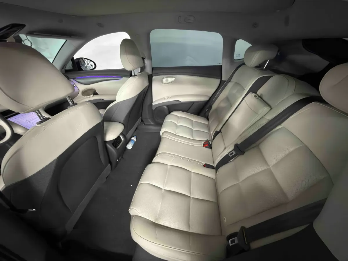 2025 IM LS6 BEV 75KWH,autocango,china used car exporter,china ev exporter,chinese used car exporter,chinese used ev exporter