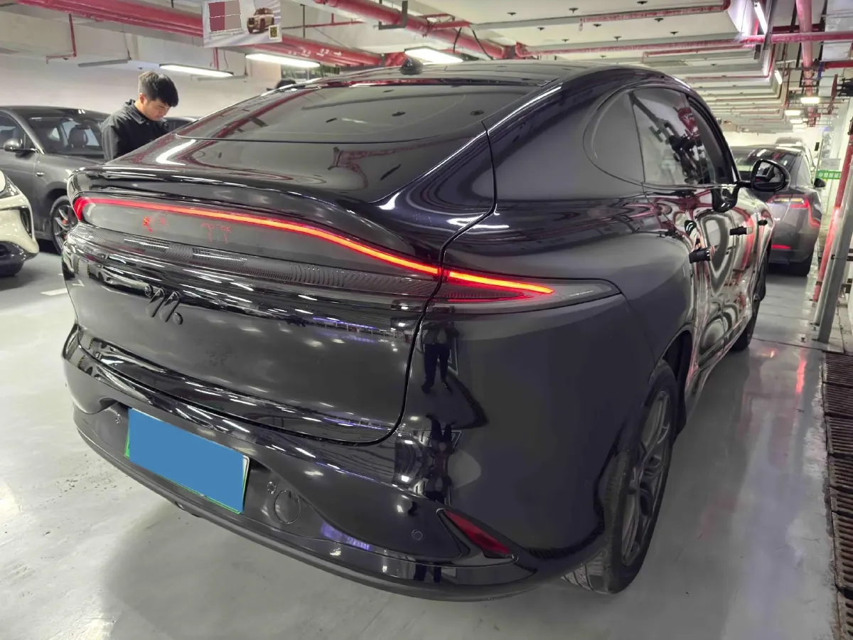 2025 IM LS6 BEV 75KWH,autocango,china used car exporter,china ev exporter,chinese used car exporter,chinese used ev exporter