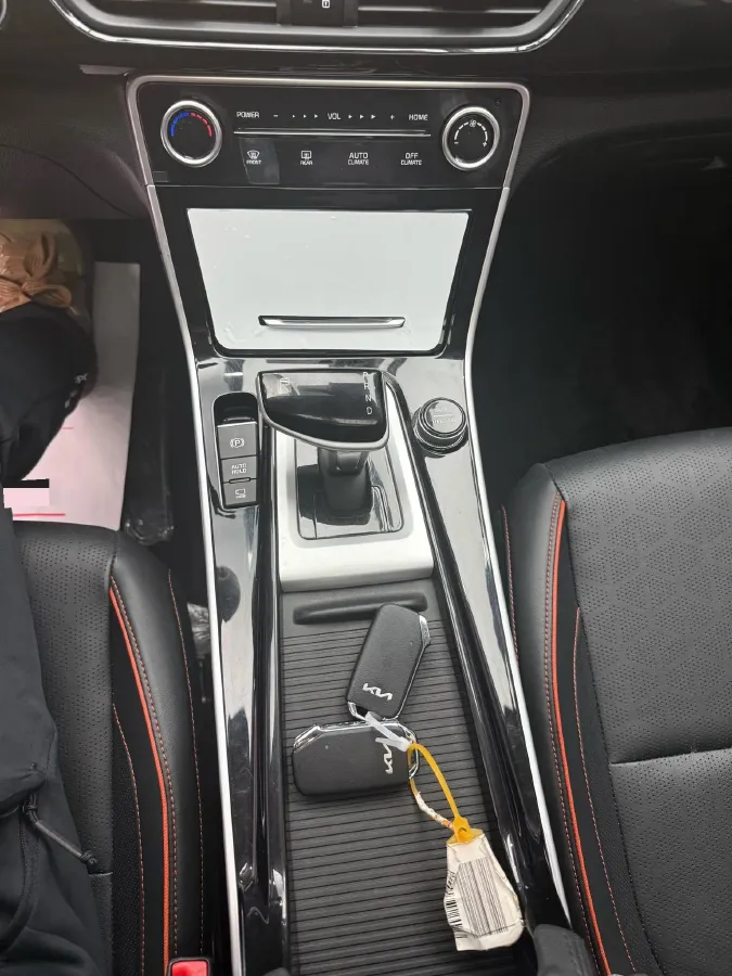 2023 Kia Seltos 1.5L 115HP L4 CVT,autocango,china used car exporter,china ev exporter,chinese used car exporter,chinese used ev exporter