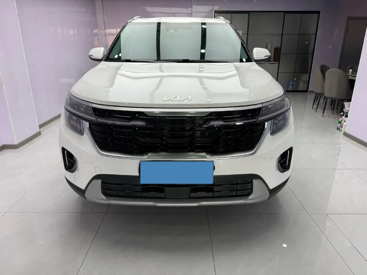 2023 Kia Seltos 1.5L 115HP L4 CVT,autocango,china used car exporter,china ev exporter,chinese used car exporter,chinese used ev exporter