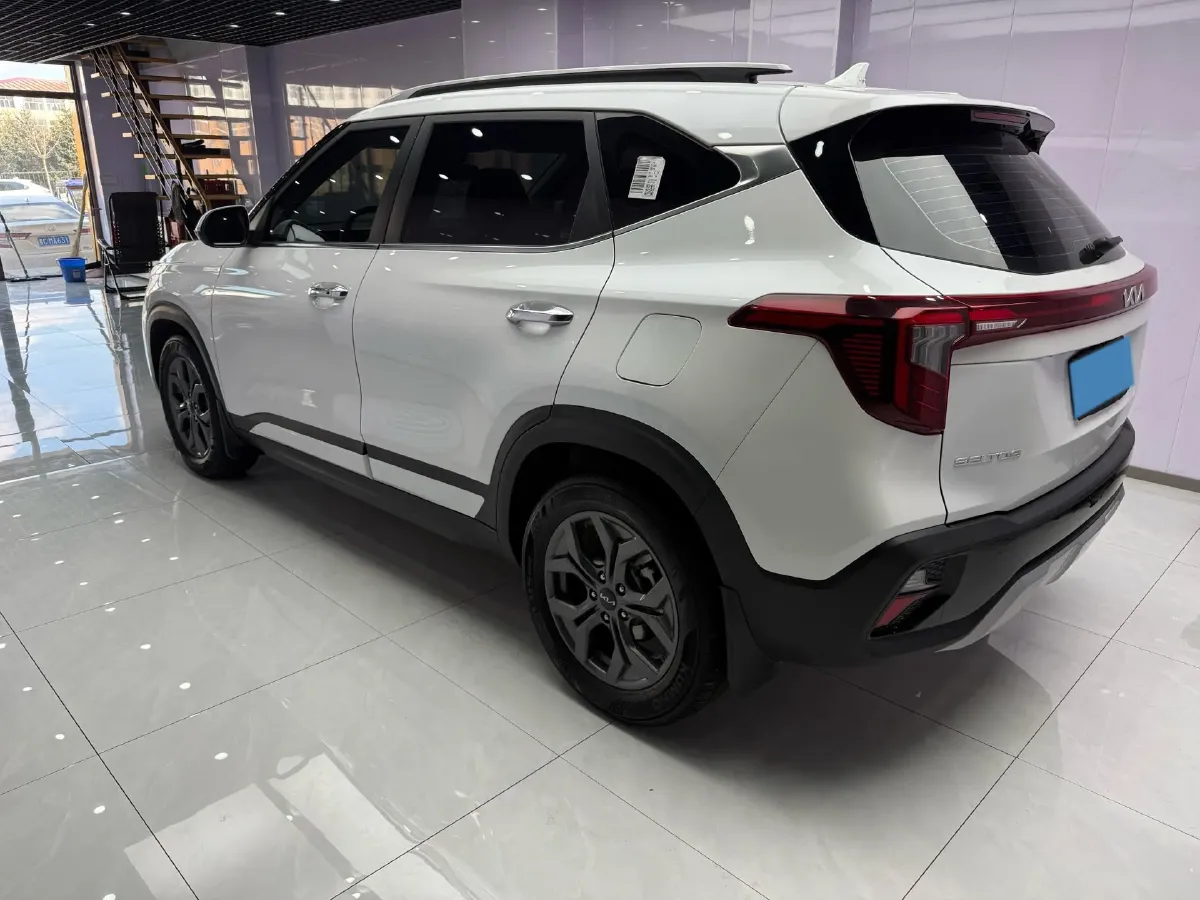 2023 Kia Seltos 1.5L 115HP L4 CVT,autocango,china used car exporter,china ev exporter,chinese used car exporter,chinese used ev exporter