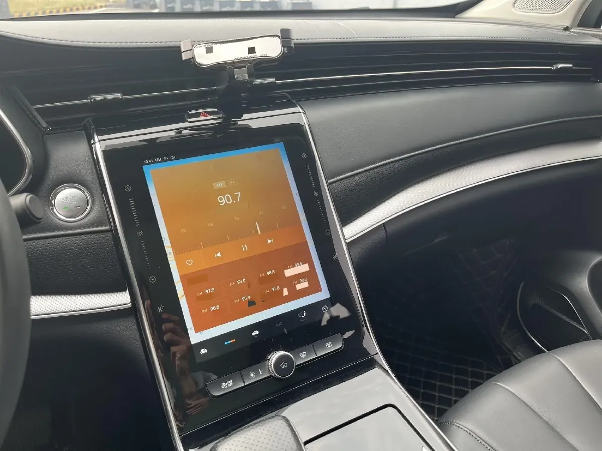 2019 Roewe RX5 MAX 1.5T 173HP L4 6AT,autocango,china used car exporter,china ev exporter,chinese used car exporter,chinese used ev exporter