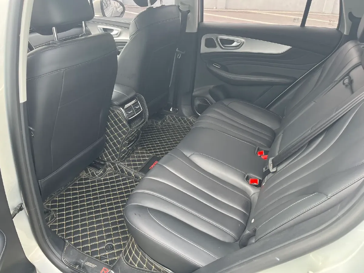 2019 Roewe RX5 MAX 1.5T 173HP L4 6AT,autocango,china used car exporter,china ev exporter,chinese used car exporter,chinese used ev exporter