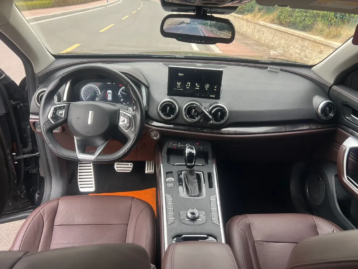 2017 WEY VV5 2.0T 197HP L4 7DCT,autocango,china used car exporter,china ev exporter,chinese used car exporter,chinese used ev exporter