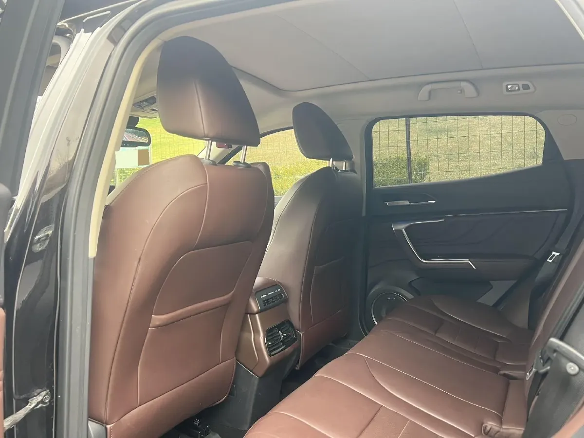 2017 WEY VV5 2.0T 197HP L4 7DCT,autocango,china used car exporter,china ev exporter,chinese used car exporter,chinese used ev exporter