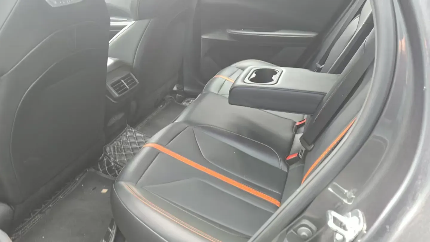 2024 ChangAn UNI-V 1.5T 188HP L4 7DCT,autocango,china used car exporter,china ev exporter,chinese used car exporter,chinese used ev exporter